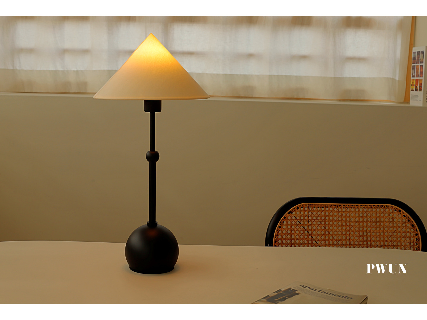 Pwun Table Lamp