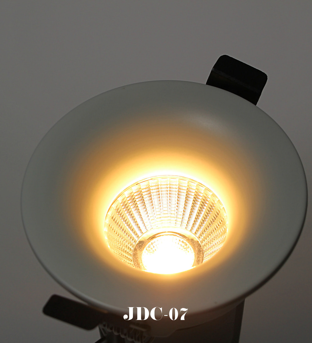 JDC-07 DOWN LIGHT